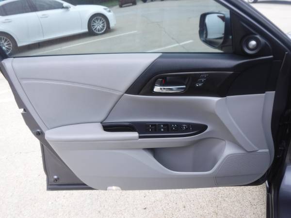 2015 Honda Accord EX-L V6 Sedan * 65k Miles * Back-up cam! Sunroof! for sale in Lincoln, NE – photo 16
