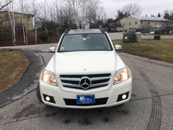2011 MERCEDES-BENZ GLK 350 4MATIC - cars & trucks - by dealer -... for sale in Williston, VT – photo 2
