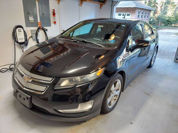 Chevy Volt 2012 perfect shape - cars & trucks - by owner - vehicle... for sale in Tallahassee, FL – photo 2