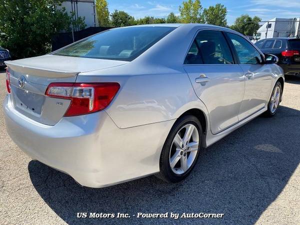 2014 Toyota Camry SE 6-Speed Automatic - cars & trucks - by dealer -... for sale in Addison, IL – photo 4