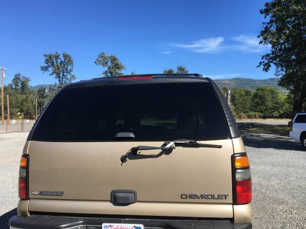 2005 Tahoe for sale in Round Mountain, CA – photo 2