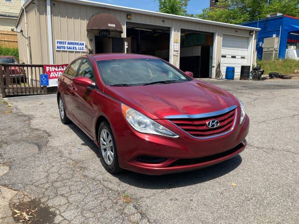 2013 HYUNDAI SONATA, LOW MILES ONLY 98-K, DRIVES WELL - cars & for sale in Lynchburg, VA – photo 3