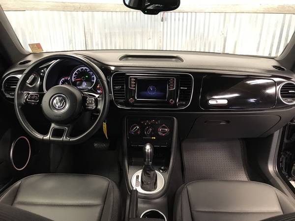 2016 VOLKSWAGEN BEETLE COUPE 1.8T SEL 1 OWNER! ONLY 10,122 TRUSTED MI! for sale in Norman, TX – photo 7