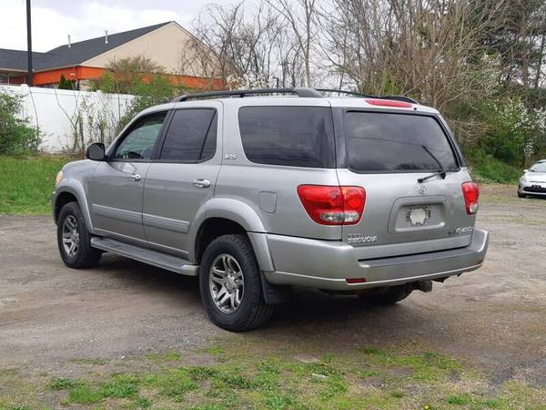 2007 Toyota Sequoia 4wd V8 - - by dealer - vehicle for sale in Wilkes Barre, PA – photo 2