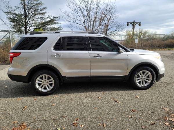 2012 FORD EXPLORER XLT 4WD AWD 3.5 V6 LEATHER SEATS - cars & trucks... for sale in STATEN ISLAND, NY – photo 9