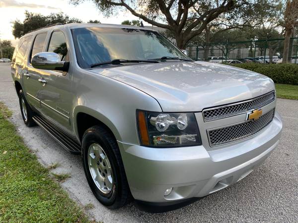 Chevrolet Suburban 2013 - cars & trucks - by owner - vehicle... for sale in West Palm Beach, FL – photo 3
