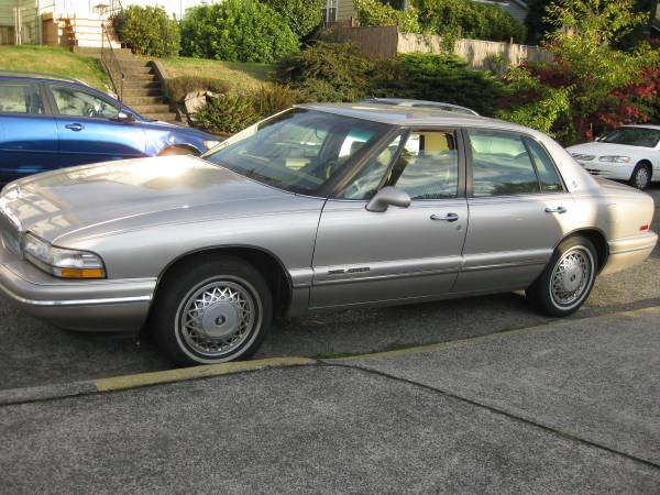 1996 BUICK PARK AVENUE LOW MILES NON-SMOKER IMPRESSIVE - cars &... for sale in Seattle, WA – photo 4