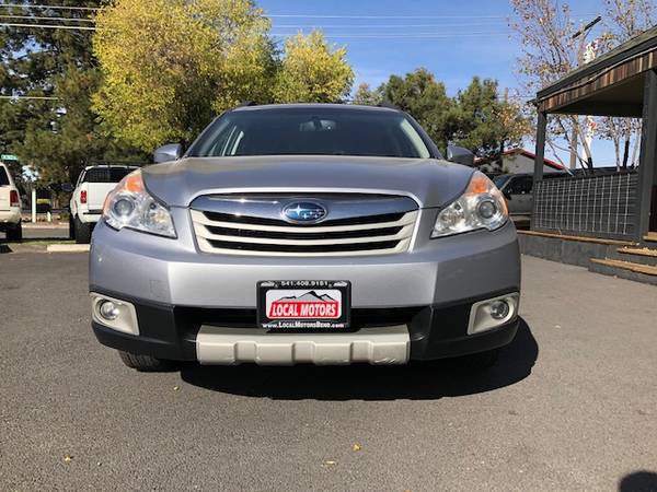 2012 Subaru Outback Limited AWD Wagon Leather Loaded Moonroof 2... for sale in Bend, OR – photo 2