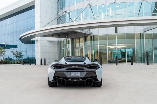 2017 Mclaren 570GT Only 8k Miles Rare and Loaded *MUST SEE* LOOK!!!!... for sale in Tempe, MA – photo 4