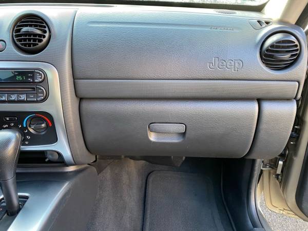 2003 Jeep Liberty 4x4 4WD 4dr SUV - cars & trucks - by dealer -... for sale in Milwaukie, OR – photo 19