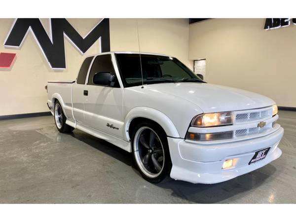 2001 CHEVROLET S-10 EXT CAB 123 WB - cars & trucks - by dealer -... for sale in Sacramento , CA – photo 3
