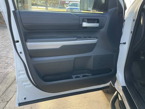 2019 TOYOTA TUNDRA DOUBLE CAB LIMITED 4x4 5 7L V8 for sale in O Fallon, MO – photo 12