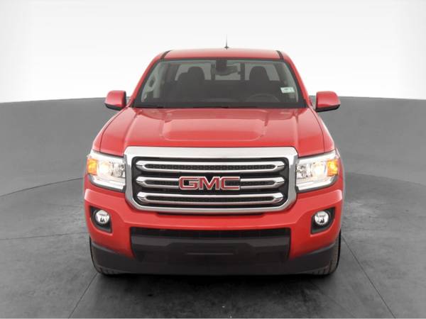 2017 GMC Canyon Crew Cab SLE Pickup 4D 5 ft pickup Red - FINANCE -... for sale in milwaukee, WI – photo 17