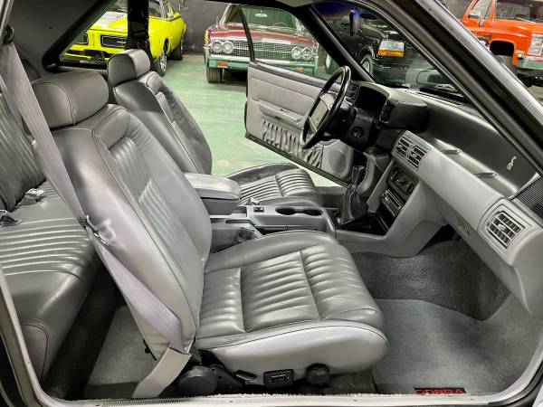 1993 Ford MustangSVT Cobra Factory Black/Opal leather/62K for sale in Sherman, IL – photo 16