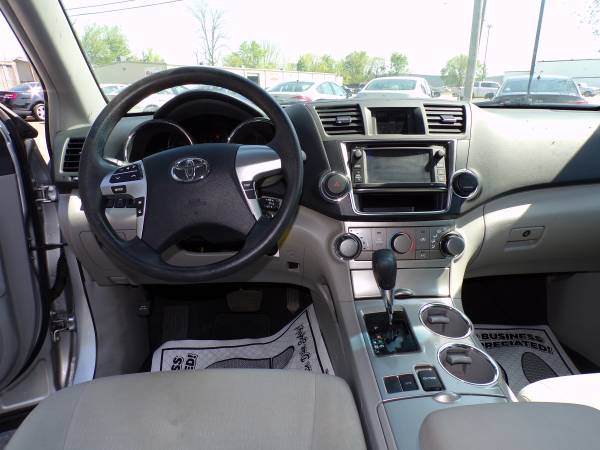 2013 Toyota Highlander GUARANTEED APPROVALS SALES TAX INCLUDED for sale in Conway, AR – photo 10