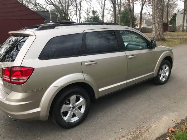 2009 Dodge Journey SXT only 59 k like new. 3 row seats - cars &... for sale in Old Lyme, NY – photo 6