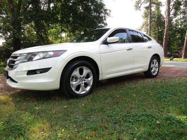 2012 *Honda* *Crosstour* *fully loaded with leather car - cars &... for sale in Garden city, GA – photo 11