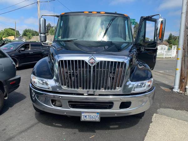 INTERNATIONAL FLATBED 2006 - cars & trucks - by dealer - vehicle... for sale in Santa Rosa, OR – photo 3