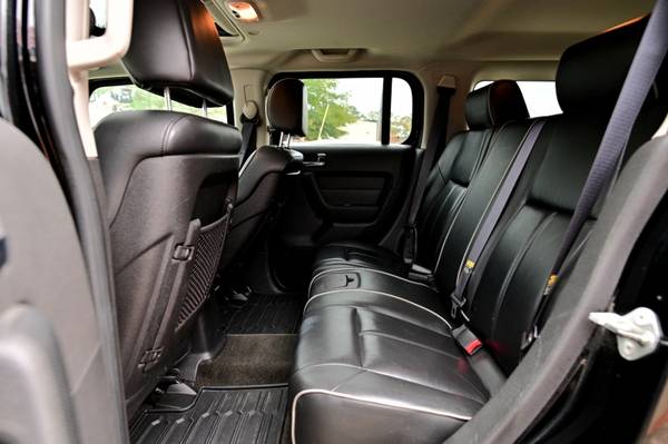 2006 HUMMER H3 4dr 4WD SUV with Defogger, rear-window, electric -... for sale in Fuquay-Varina, NC – photo 20