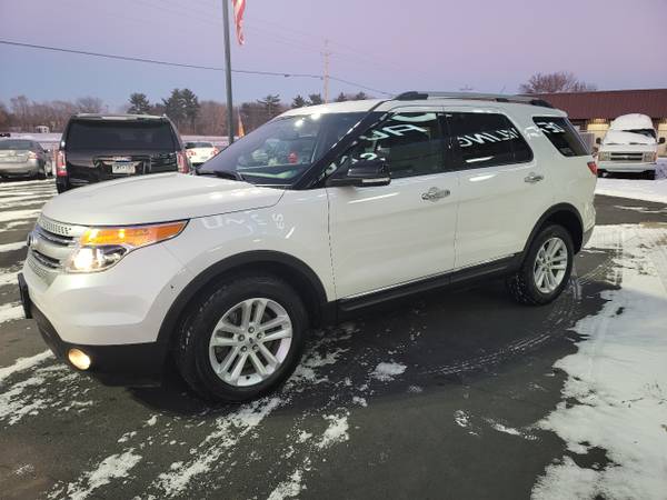 2014 Ford Explorer 4WD 4dr XLT - - by dealer - vehicle for sale in Ramsey , MN – photo 3