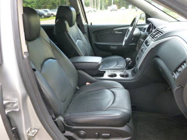 2009 CHEVROLET TRAVERSE LT One Owner! Third Row! for sale in Tallahassee, FL – photo 22