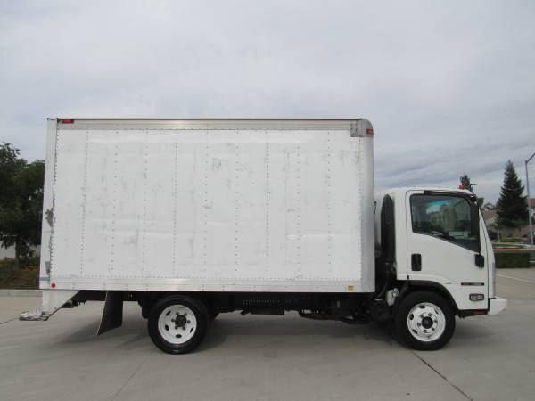 2008 GMC W4500 14FT BOX TRUCK - cars & trucks - by dealer - vehicle... for sale in Manteca, CA – photo 3