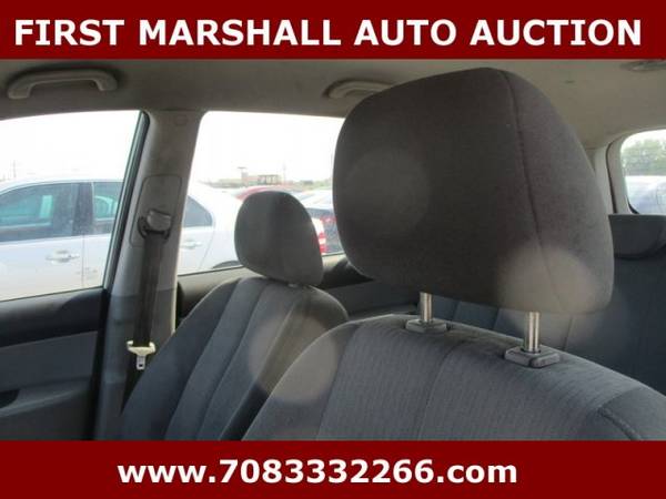 2008 Kia Rondo EX - First Marshall Auto Auction- Super Savings!! for sale in Harvey, IL – photo 4