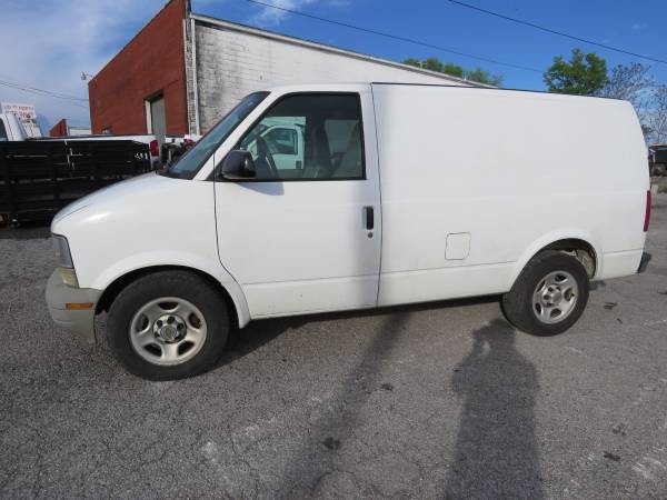 2005 Chevrolet Astro CARGO RWD 4 3 AUTO - - by dealer for sale in Cynthiana, KY