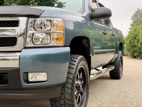 *82K MILES*LIFTED*2011 CHEVROLET SILVERADO Z71 4X4*FINANCING AVAILABLE for sale in Greensboro, NC – photo 3