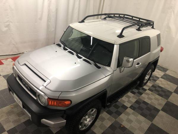 2007 TOYOTA FJ CRUISER *4WD* - cars & trucks - by dealer - vehicle... for sale in North Randall, PA – photo 6