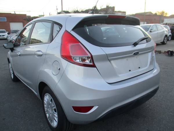 2016 Ford Fiesta Low Miles/Gas Saver & Clean Title - cars & for sale in Roanoke, VA – photo 4