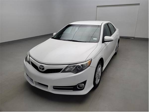 2013 Toyota Camry SE - sedan - - by dealer - vehicle for sale in Lubbock, TX – photo 15