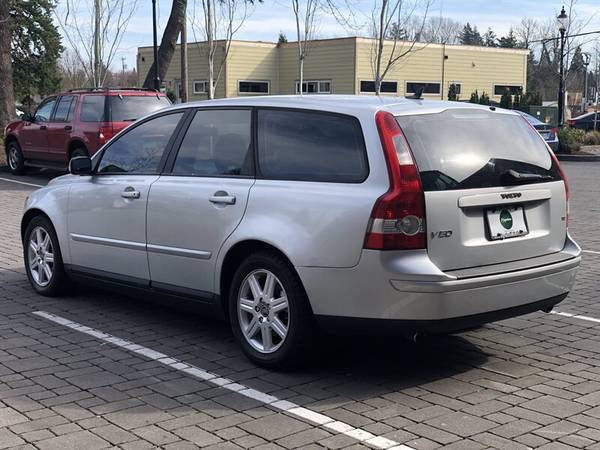 2005 Volvo V50 T5 Wagon - - by dealer - vehicle for sale in Gresham, OR – photo 3