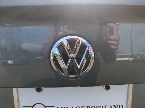 2019 Volkswagen Jetta R-Line Auto w/SULEV Sedan VW for sale in Portland, OR – photo 8