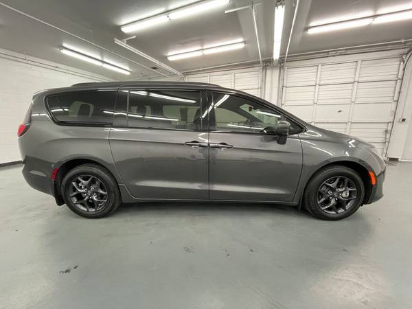 2020 Chrysler Pacifica Touring L Plus for sale in PUYALLUP, WA – photo 2