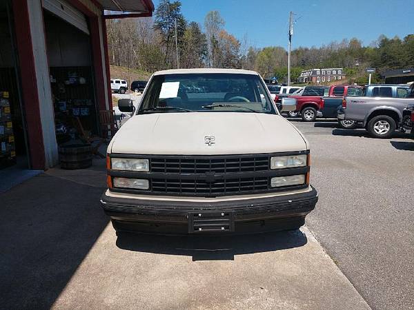 1992 Chevrolet C/K 1500 Reg Cab W/T 8-ft bed 2WD for sale in Cleveland, GA – photo 3