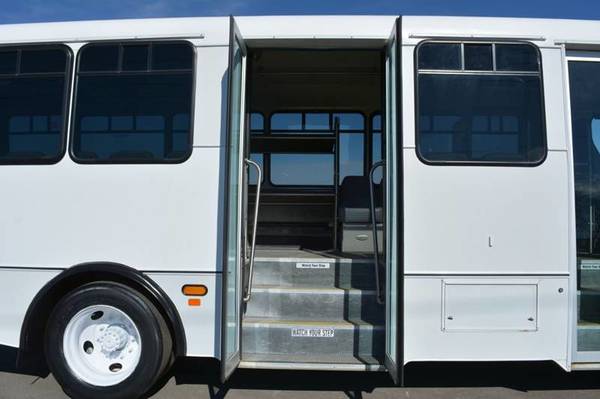 2016 Freightliner Champion CTS FE 20 Passenger Shuttle Bus for sale in Madison, WI – photo 14