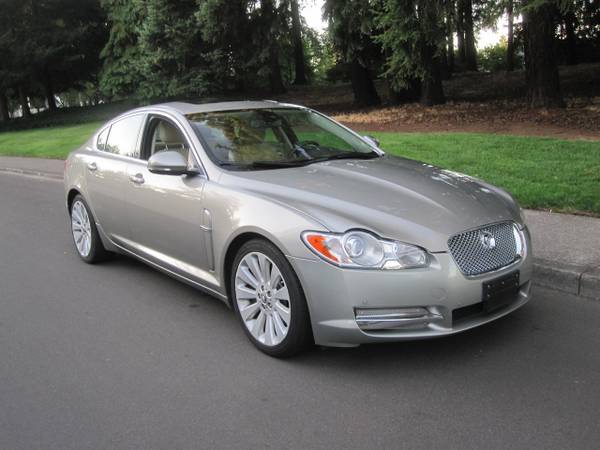 2011 Jaguar XF-Series XF Premium - - by dealer for sale in Portland, OR – photo 3