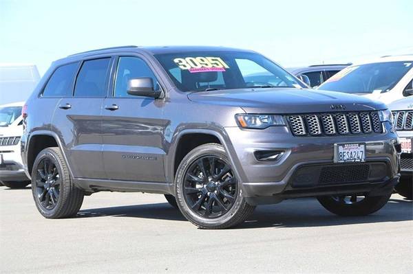 2018 Jeep Grand Cherokee Altitude - Lower Price - cars & trucks - by... for sale in Seaside, CA – photo 3