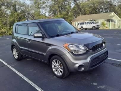 2013 Kia Soul + 4D Wagon One Owner Clean Title 28mpg. Looks and runs... for sale in Piedmont, SC – photo 16