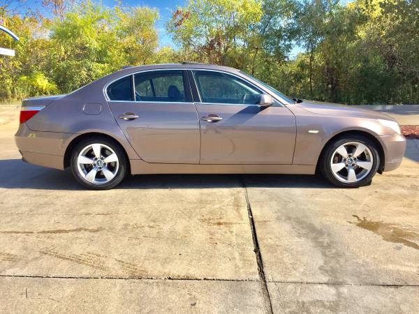 BMW 530i !! DVD SYSTEM!! NAVIGATION!! HEATED LEATHER! MOONROOF!! OBO!! for sale in Toledo, OH – photo 3