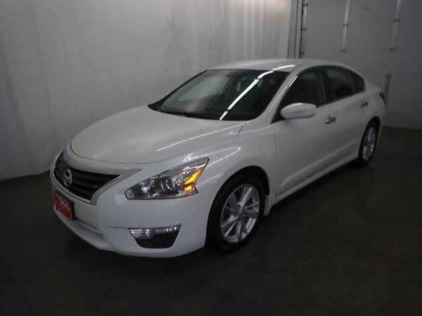 2014 Nissan Altima 2.5 SV - cars & trucks - by dealer - vehicle... for sale in Perham, MN – photo 13