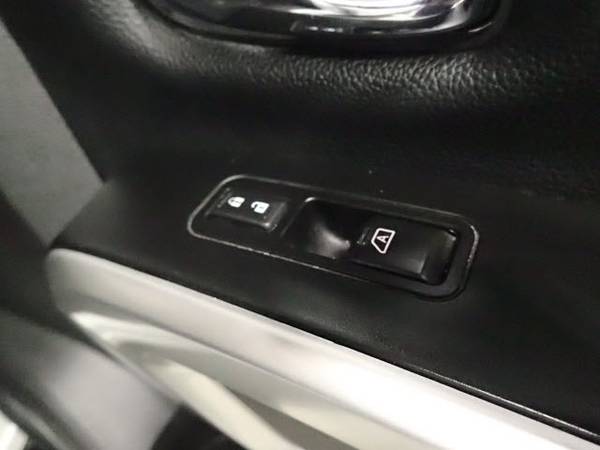 2017 Nissan Titan XD 5.0 Cummins, White for sale in Gretna, KS – photo 19