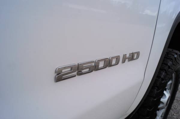 2015 GMC Sierra 2500 HD 4x4 - Double Cab Long Box - 4WD 6.0L V8... for sale in Dassel, MN – photo 18