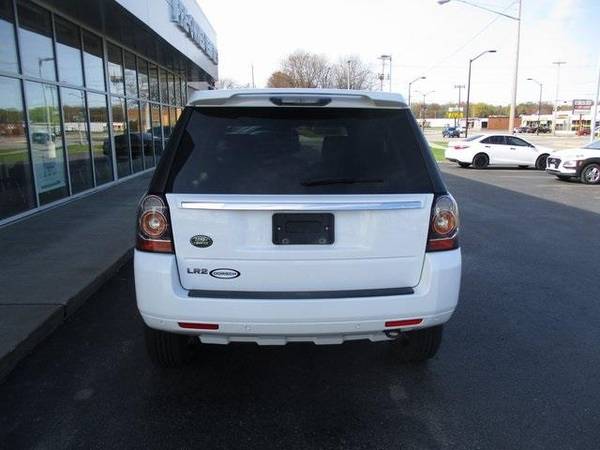2013 Land Rover LR2 SUV Base - Land Rover Fuji White for sale in Green Bay, WI – photo 5