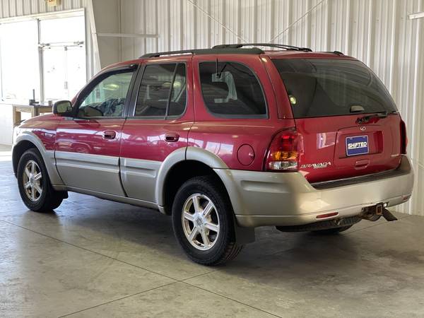 2002 Oldsmobile Bravada AWD - 221k Miles - Leather Heated Seats! -... for sale in La Crescent, WI – photo 2