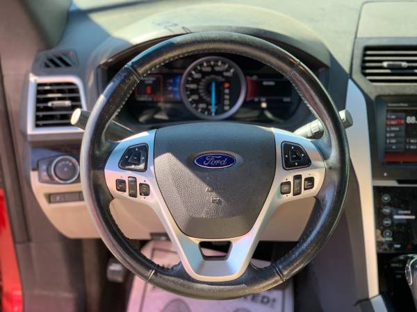 2014 Ford Explorer Limited (115k Miles) $13,995 - cars & trucks - by... for sale in Mesa, AZ – photo 14