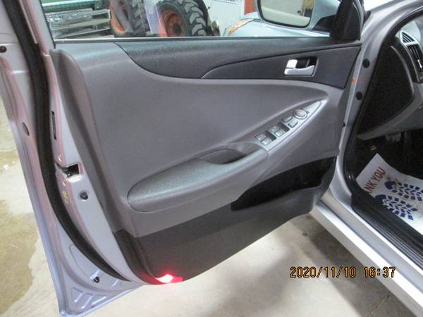 2012 Hyundai Sonata 4dr Sdn 2.4L Auto GLS - cars & trucks - by... for sale in Billings, MT – photo 12