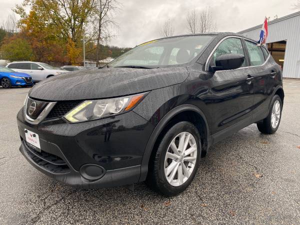 ~~~~~~~ 2018 NISSAN ROGUE SPORT S ~~~~~~~ - cars & trucks - by... for sale in Barre, VT – photo 3