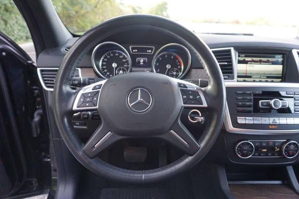 2015 MERCEDES GL550 AMG FROM LAKE FOREST NICEST BEST MAINTAINED AROUND for sale in Naperville, IL – photo 15